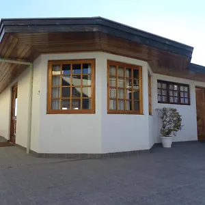 https://zanzarini-house.camposdojordaohotels.net